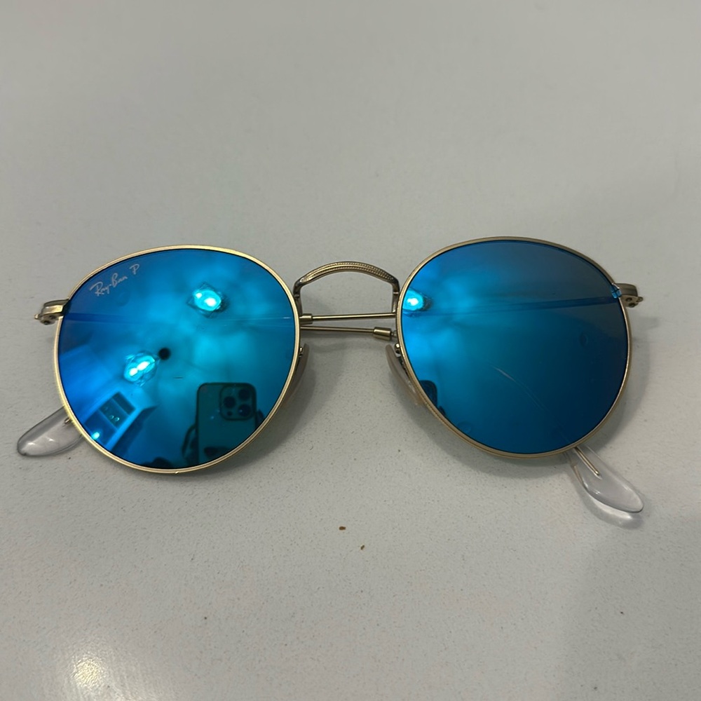 Ray ban round flash lenses, matte gold frames, polarized (no case), unisex